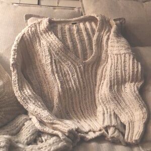 Free people cream chunky sweater size small